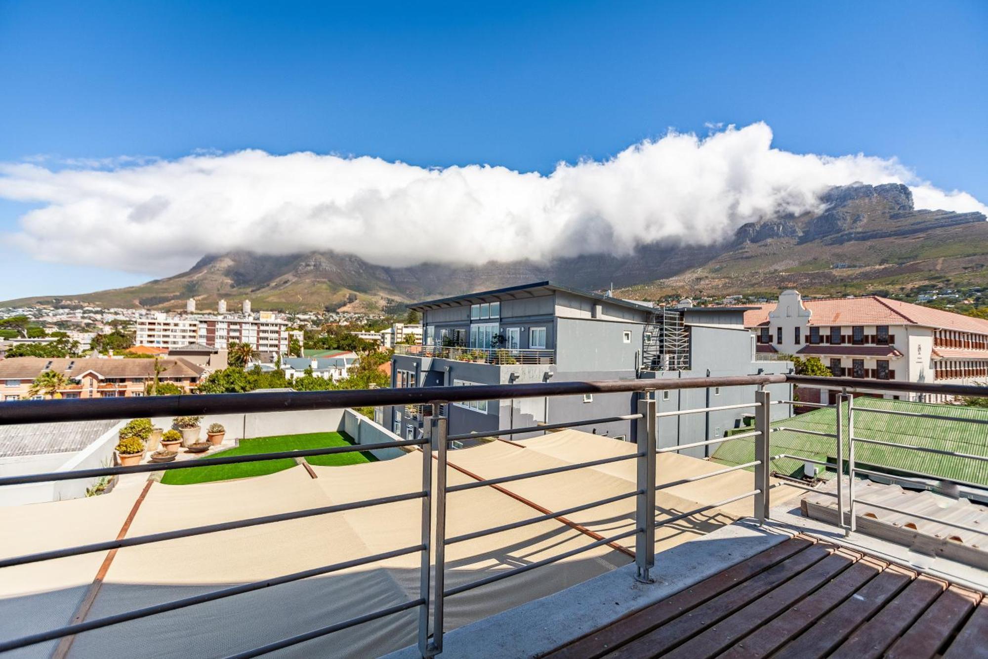 115 On Kloof Apartment *
